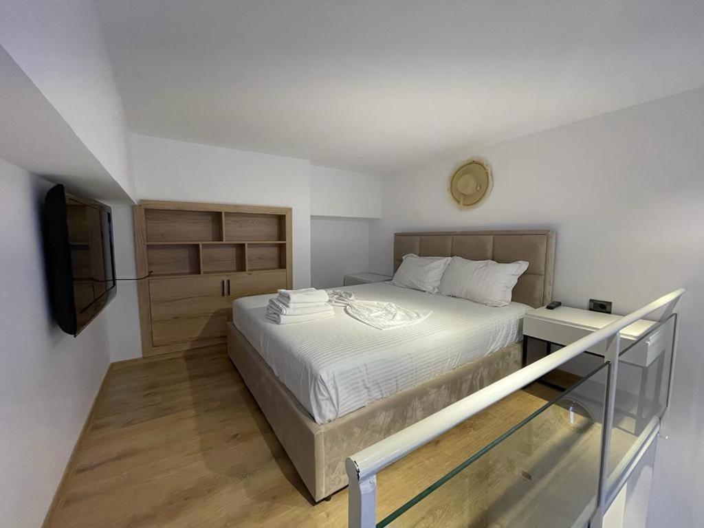 Duplex Lungomare Suites Vlorë Extérieur photo