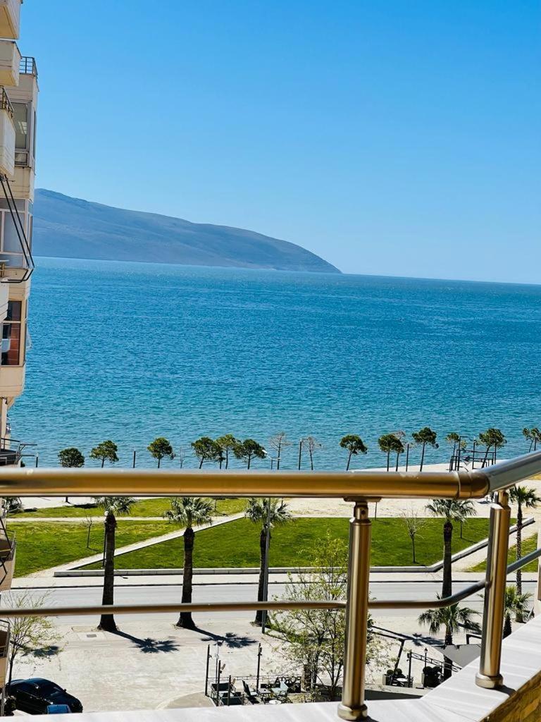 Duplex Lungomare Suites Vlorë Extérieur photo